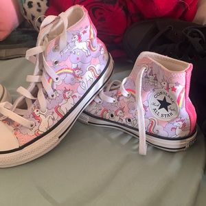 Unicorn converse used 1 time
